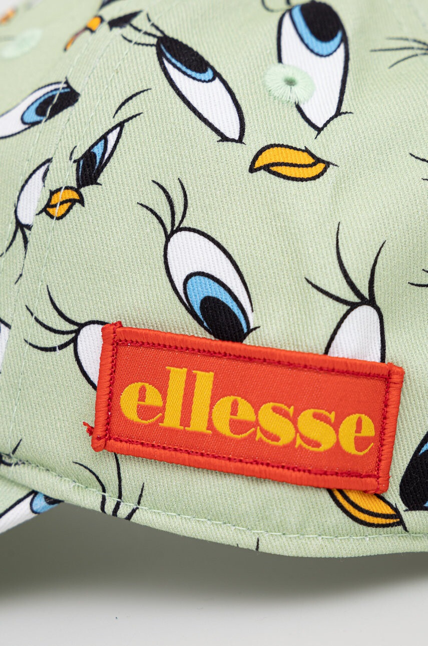 Ellesse Шапка X Looney Tunes в зелено с десен - Pepit.bg
