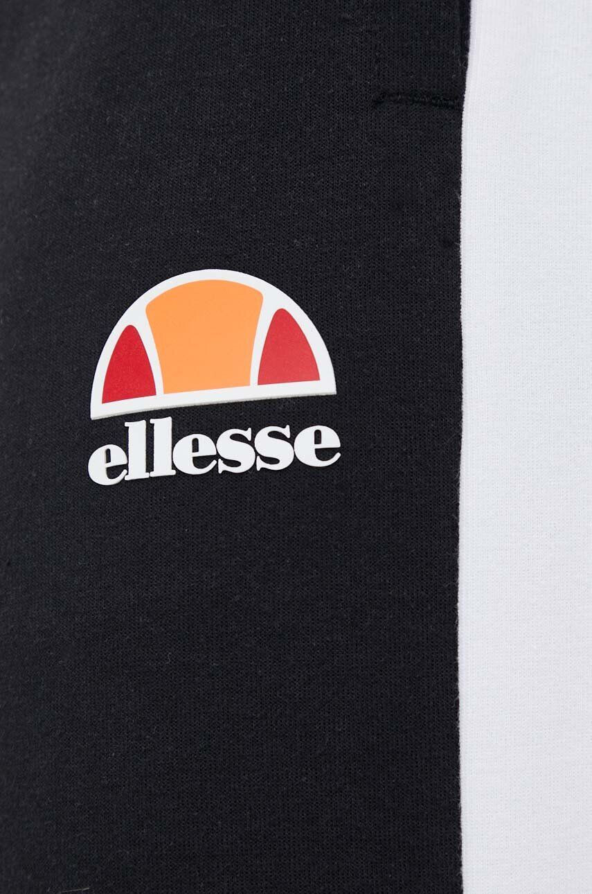 Ellesse Спортен панталон в черно с апликация - Pepit.bg