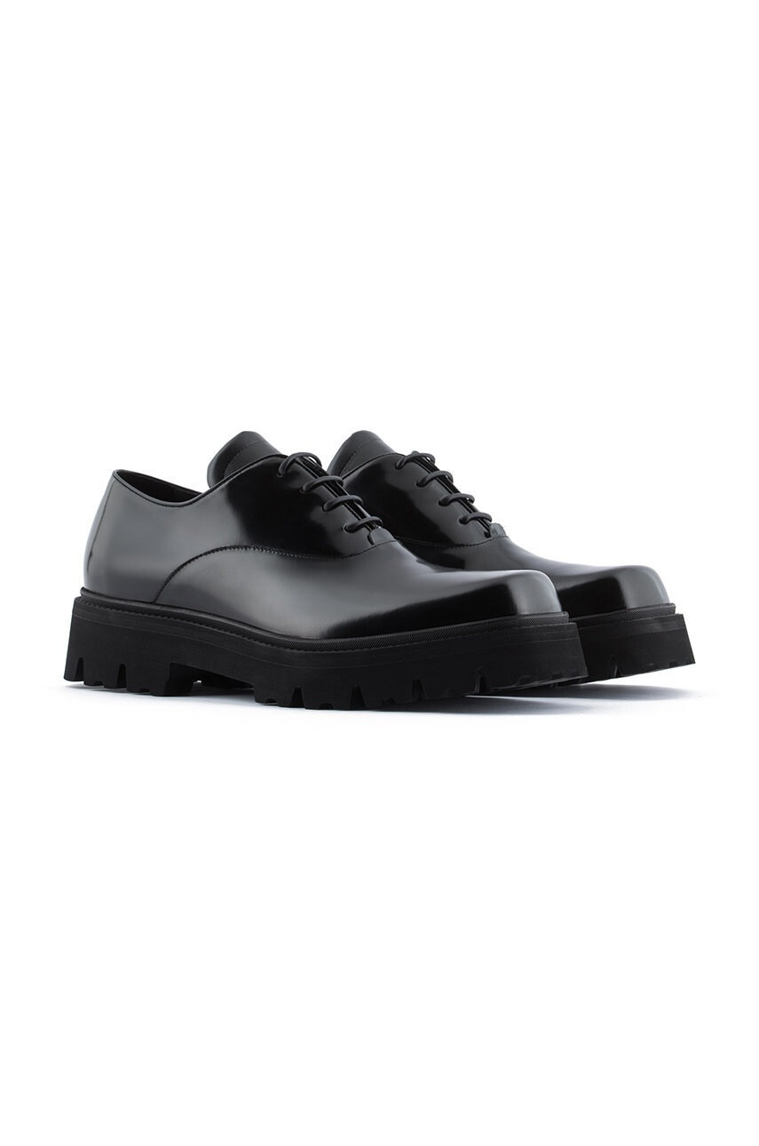 Emporio Armani Половинки обувки - Pepit.bg
