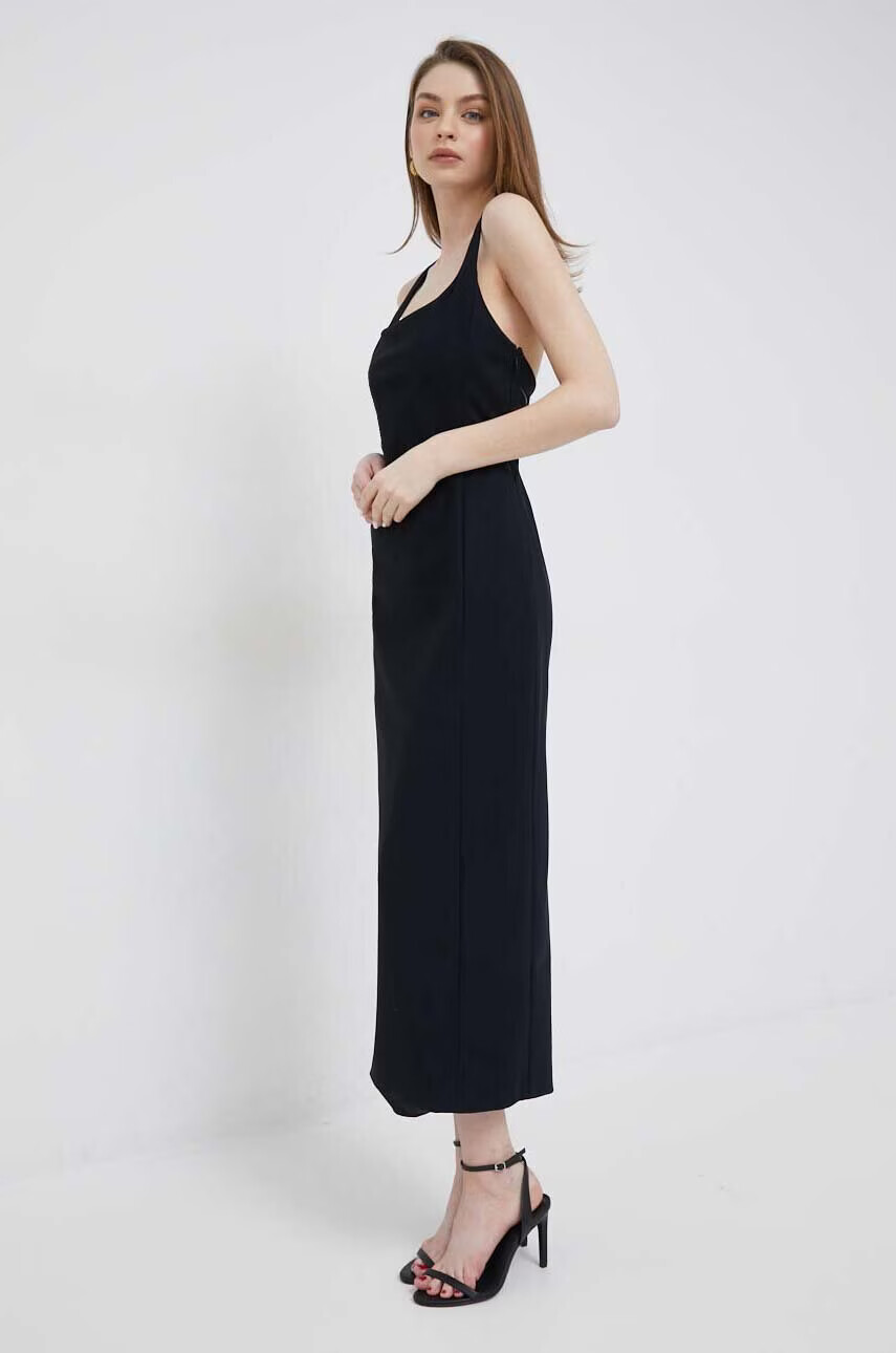 Emporio Armani Рокля в черно дълъг модел със стандартна кройка - Pepit.bg