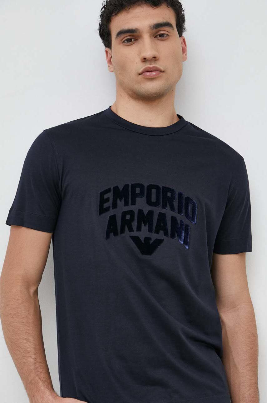 Emporio Armani Тениска в тъмносиньо с апликация - Pepit.bg