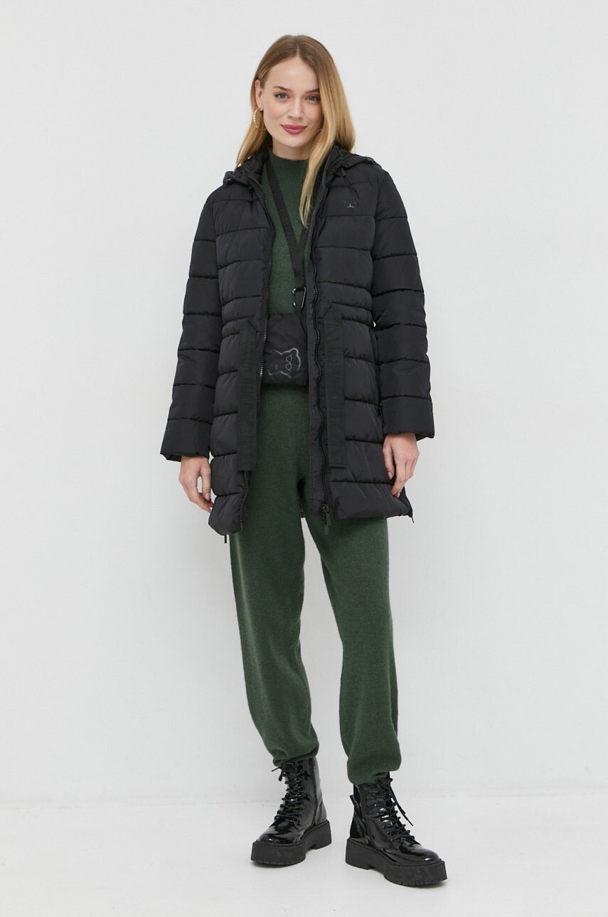 Emporio Armani Яке в черно със зимна изолация - Pepit.bg