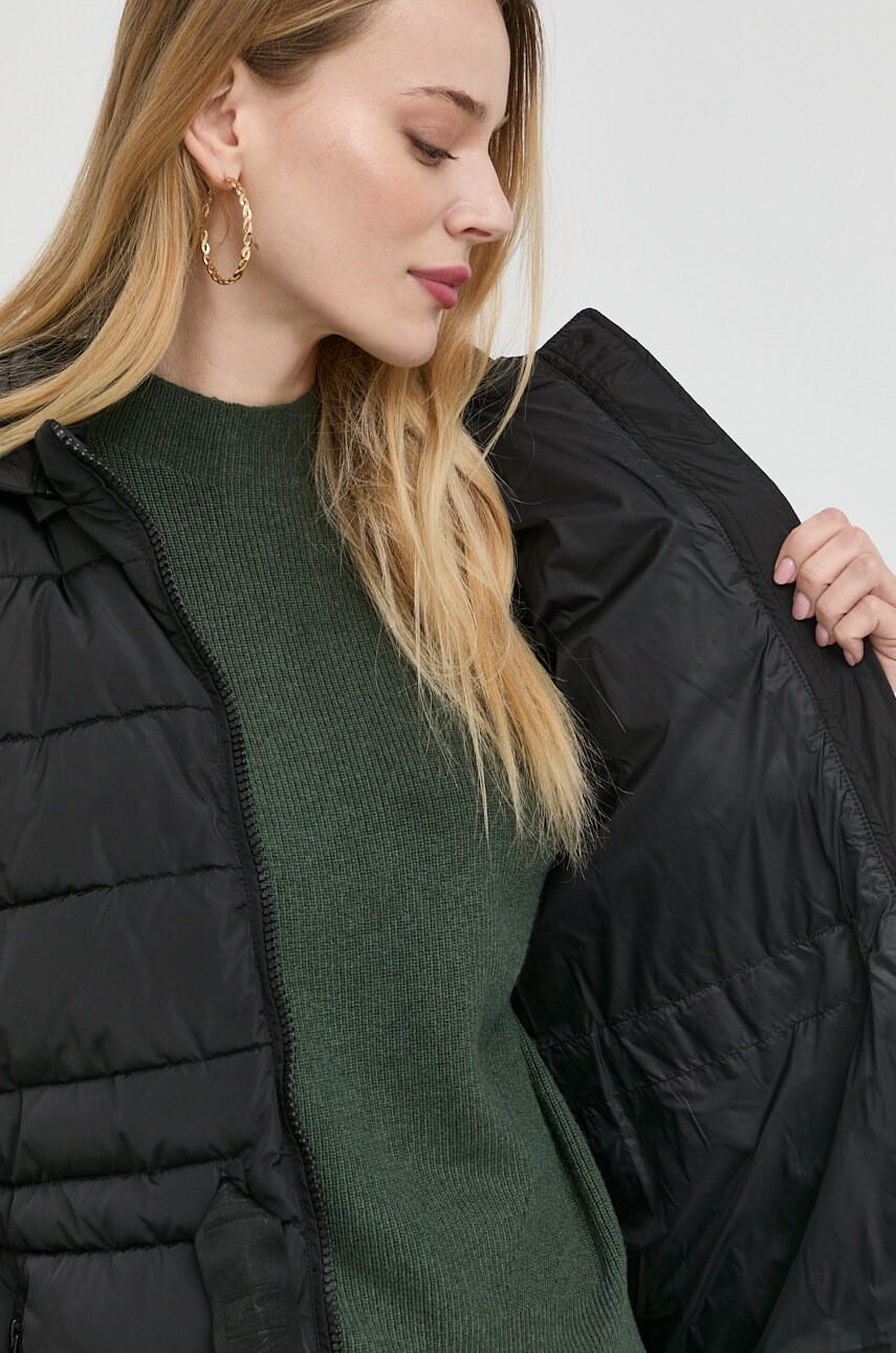 Emporio Armani Яке в черно със зимна изолация - Pepit.bg