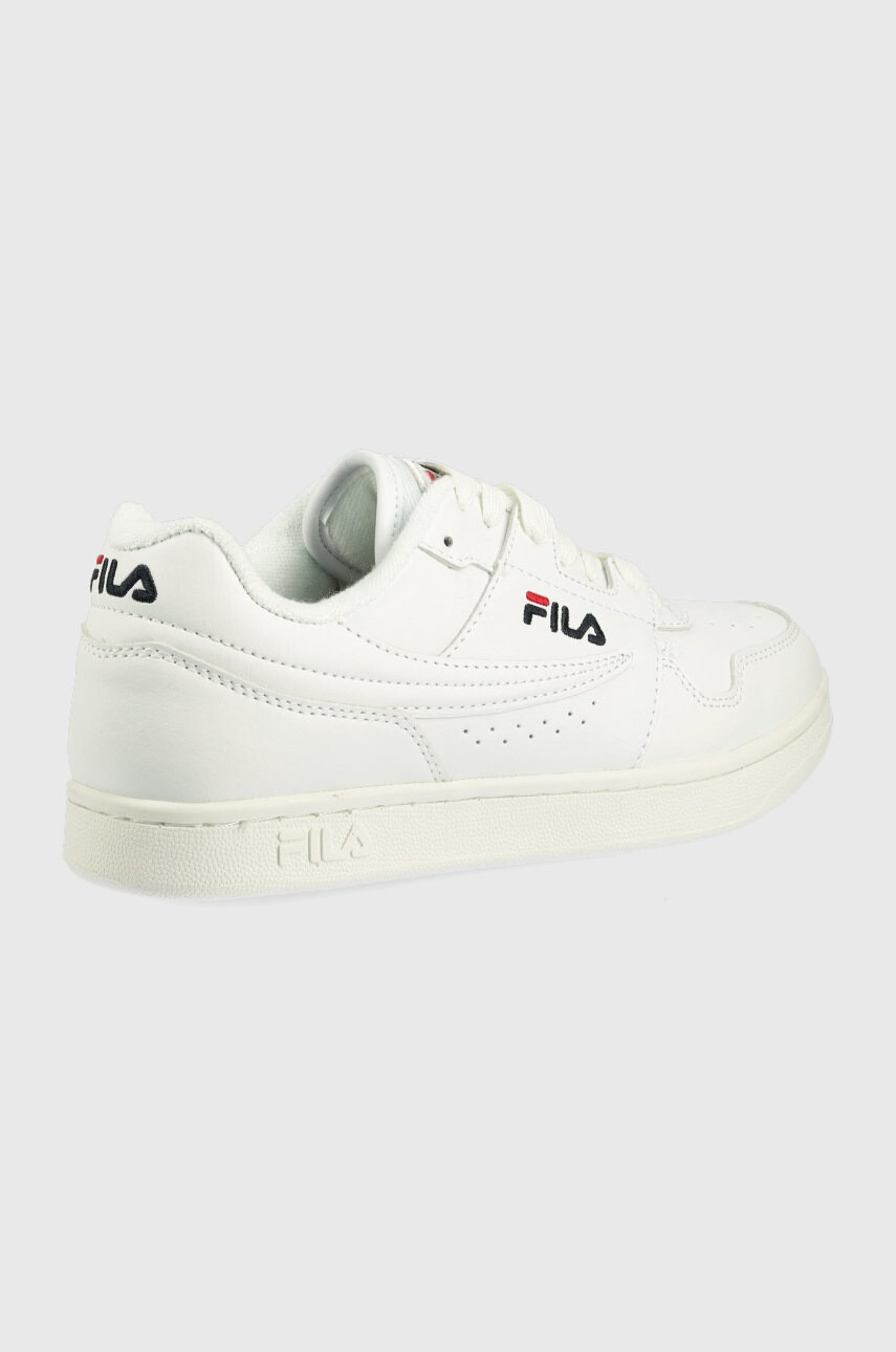 Fila Детски маратонки в бяло - Pepit.bg