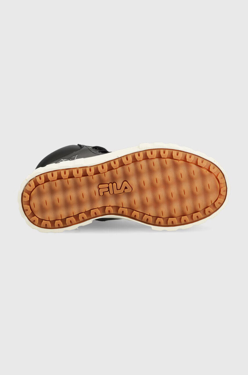 Fila Детски маратонки Sandblast X Tom And Jerry в черно - Pepit.bg