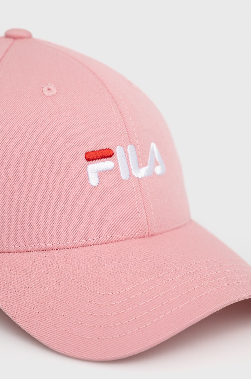 Fila Шапка в лилаво с апликация - Pepit.bg