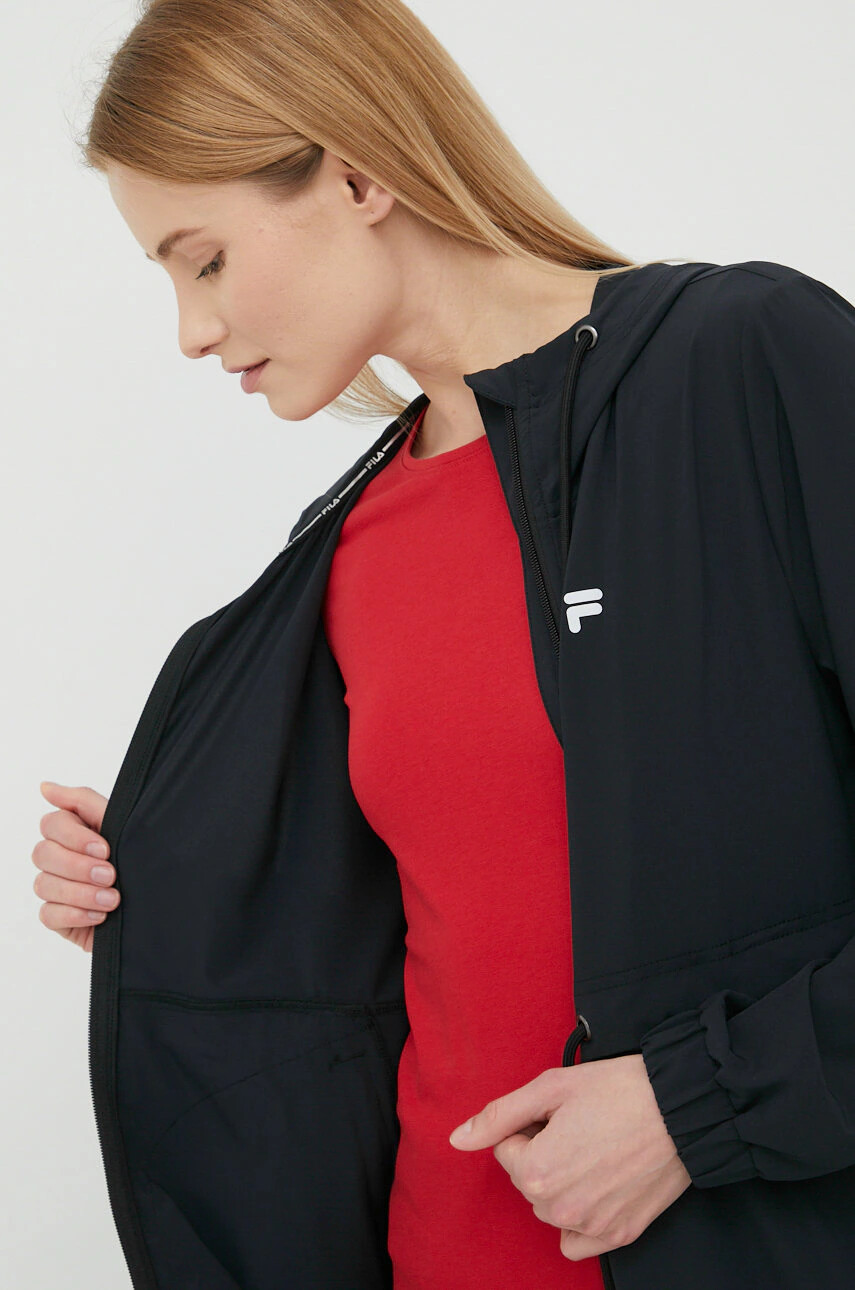 Fila Яке в черно с преходна изолация - Pepit.bg