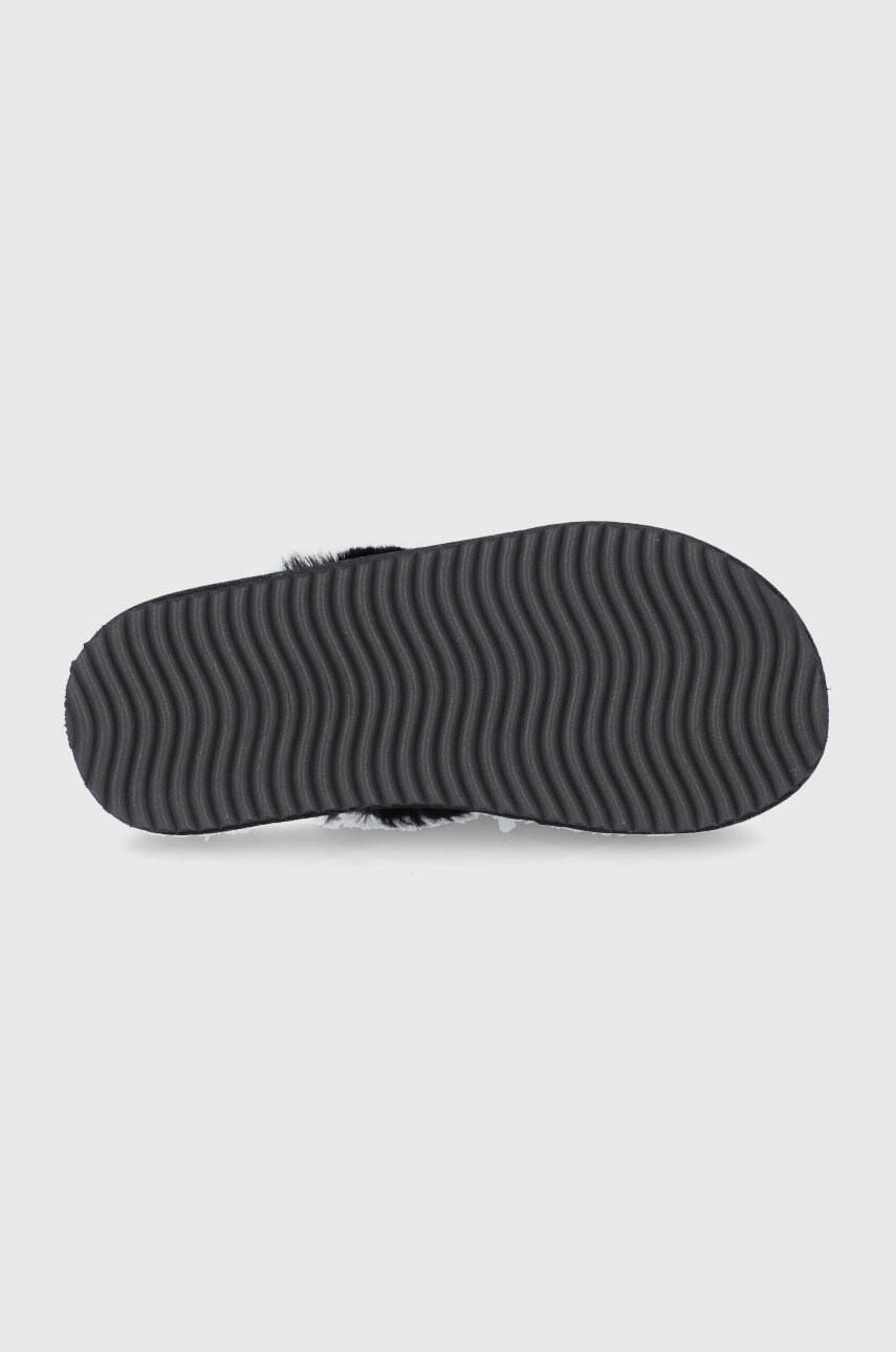 Flip*Flop Пантофи в черно - Pepit.bg