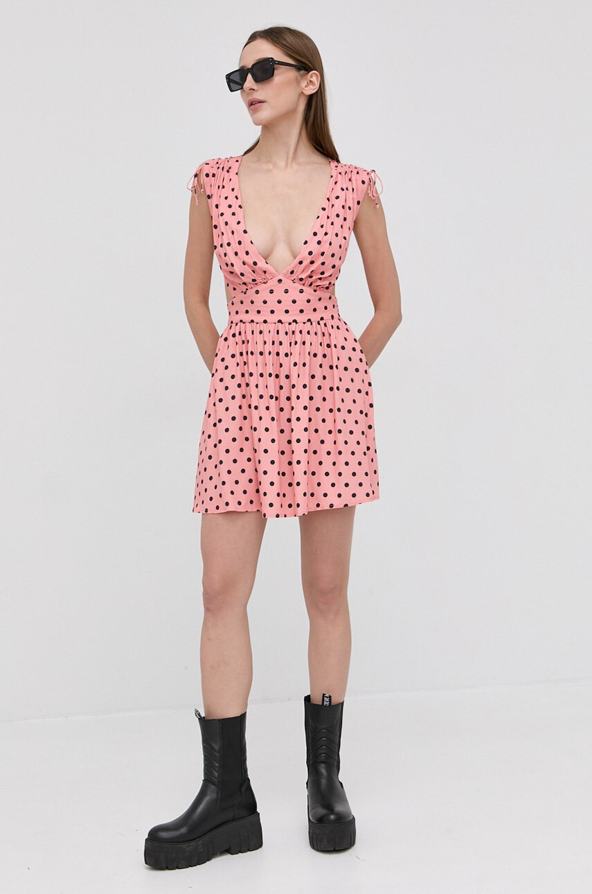 For Love & Lemons Рокля от розови листенца - Pepit.bg