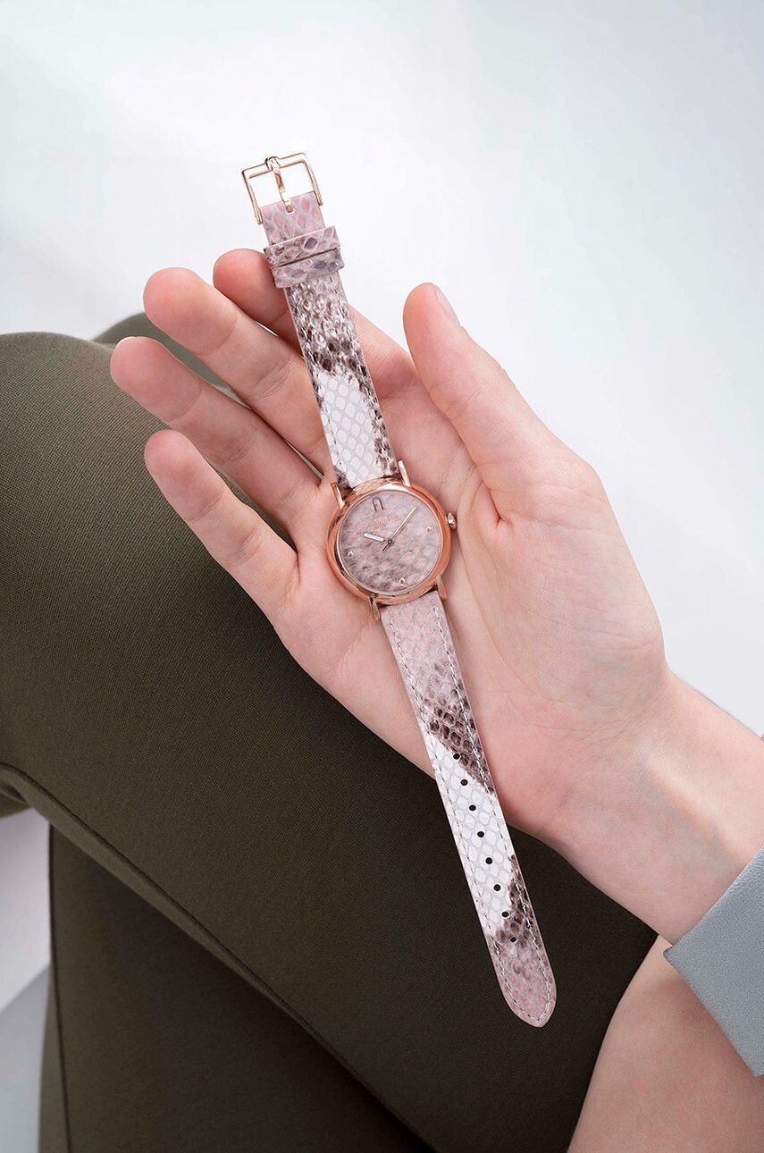 Furla Часовник дамски в златисто - Pepit.bg