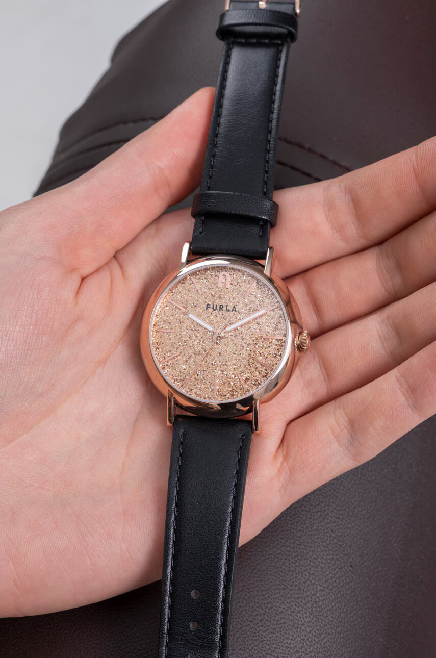Furla Часовник дамски в златисто - Pepit.bg