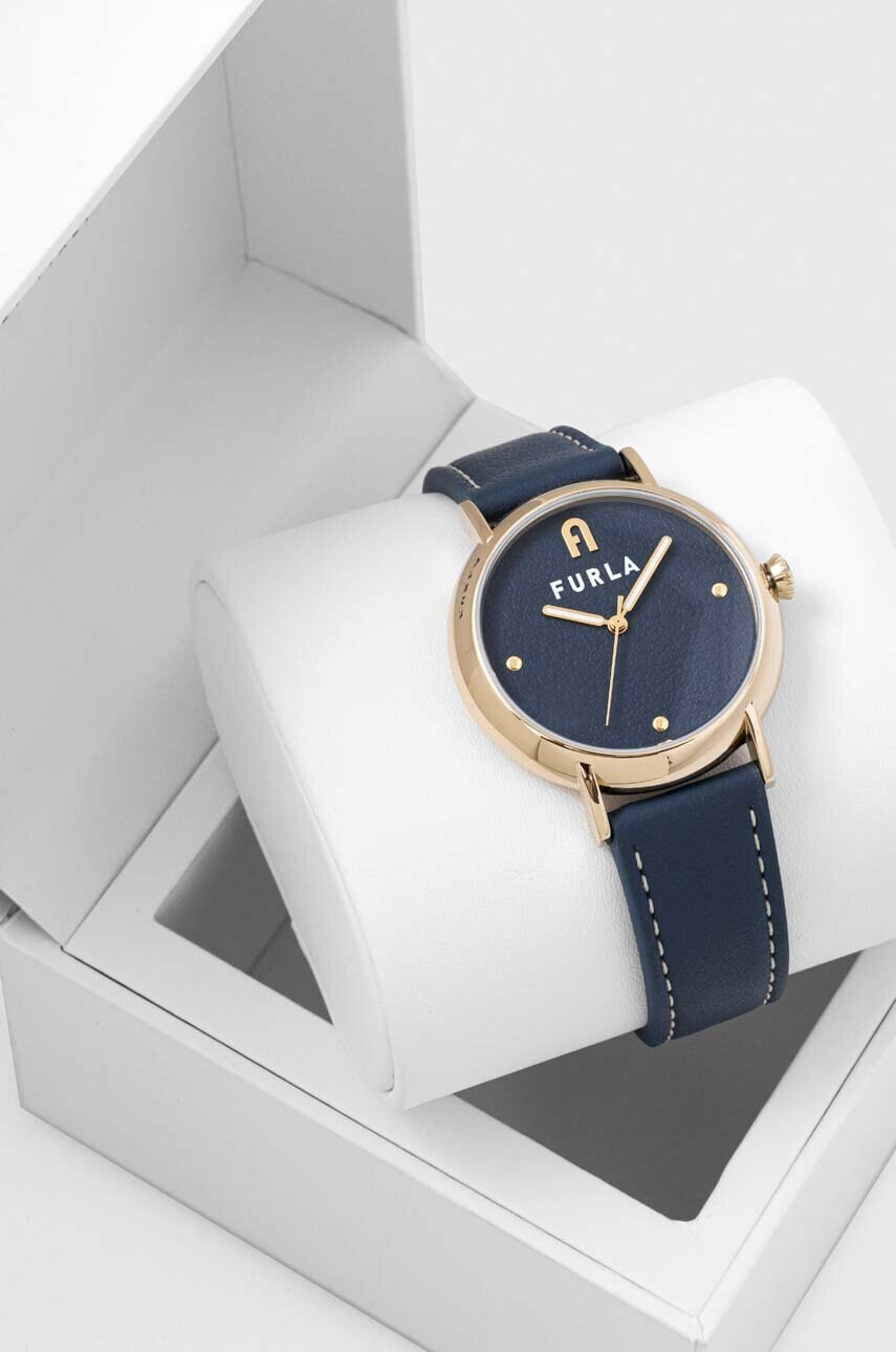 Furla Часовник дамски в златисто - Pepit.bg