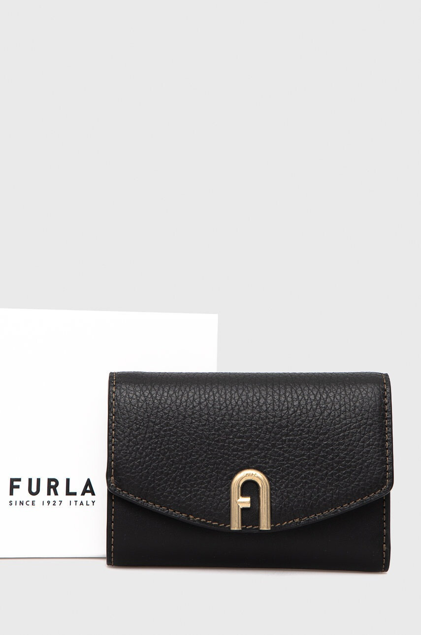 Furla Кожен портфейл дамски в черно - Pepit.bg