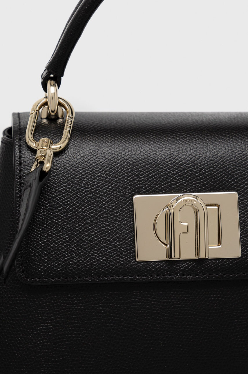 Furla Кожена чанта в черно - Pepit.bg
