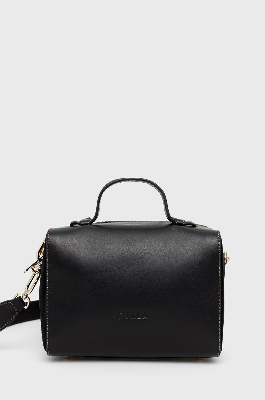 Furla Кожена чанта в черно - Pepit.bg