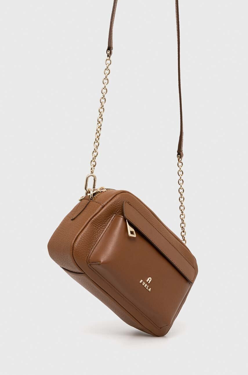 Furla Кожена чанта Favola в кафяво - Pepit.bg