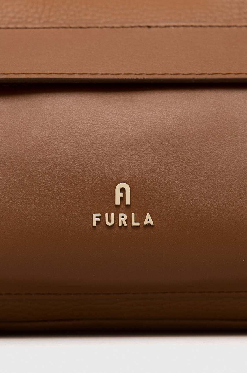 Furla Кожена чанта Favola в кафяво - Pepit.bg