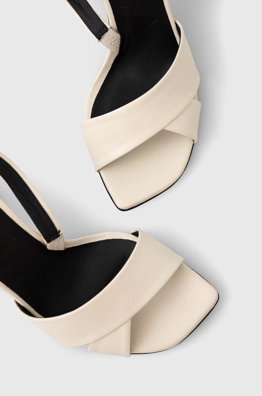 Furla Сандали Block Sandal в бяло YG37FBK U44000 1704S - Pepit.bg