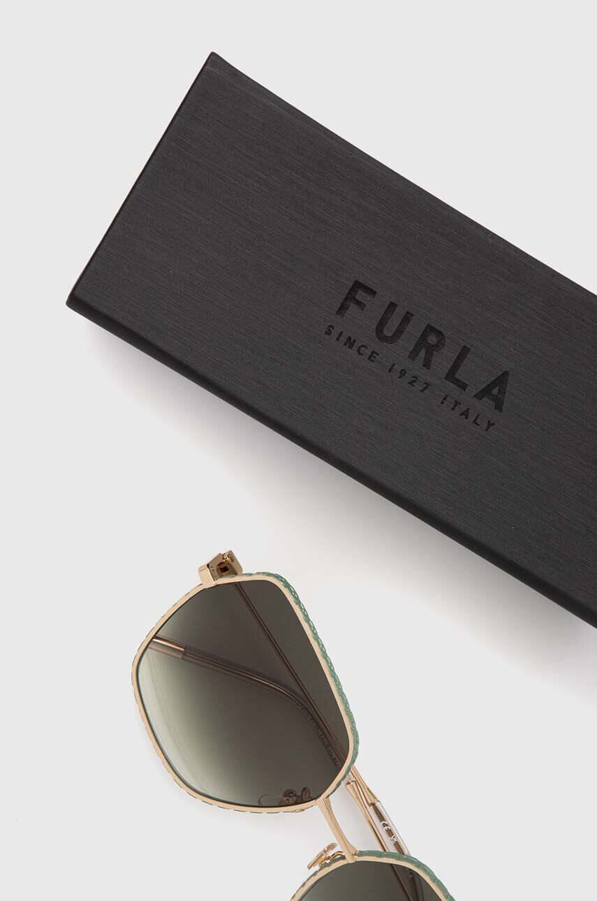 Furla Слънчеви очила в зелено - Pepit.bg