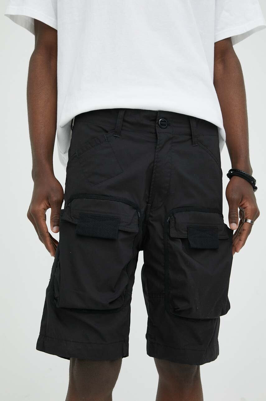 G-Star Raw Къс панталон в черно - Pepit.bg