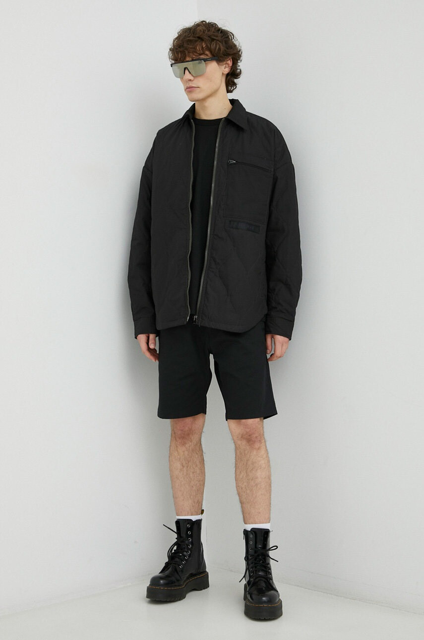 G-Star Raw Къс панталон в черно - Pepit.bg