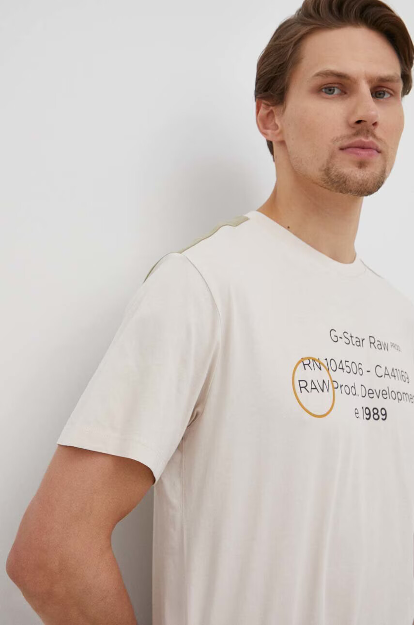 G-Star Raw Памучна тениска в бежово с принт - Pepit.bg