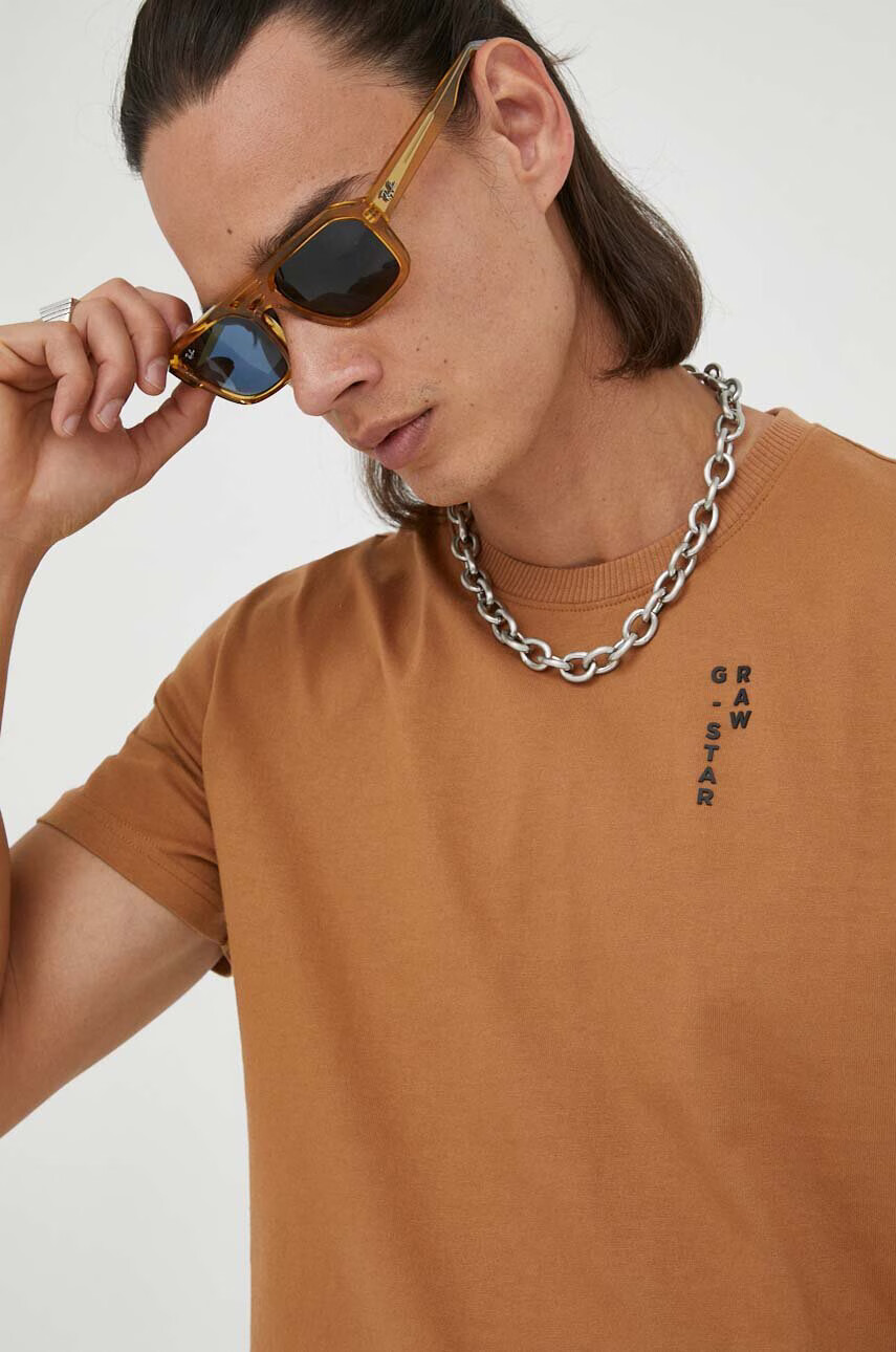 G-Star Raw Памучна тениска в кафяво с принт - Pepit.bg