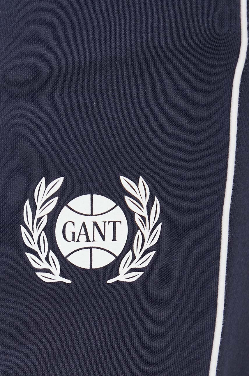 Gant Къс панталон в тъмносиньо - Pepit.bg