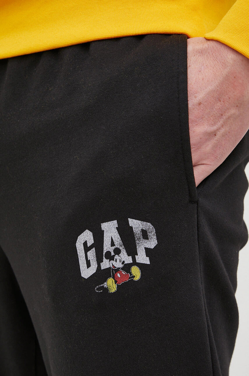 Gap Панталони мъжки в черно с принт - Pepit.bg