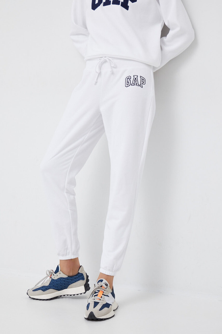 Gap Спортен панталон - Pepit.bg