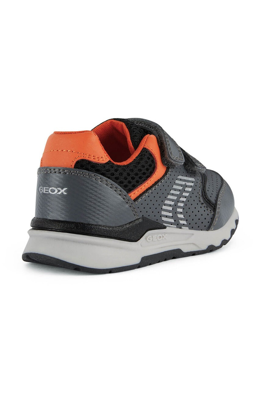 Geox Детски маратонки в сиво - Pepit.bg