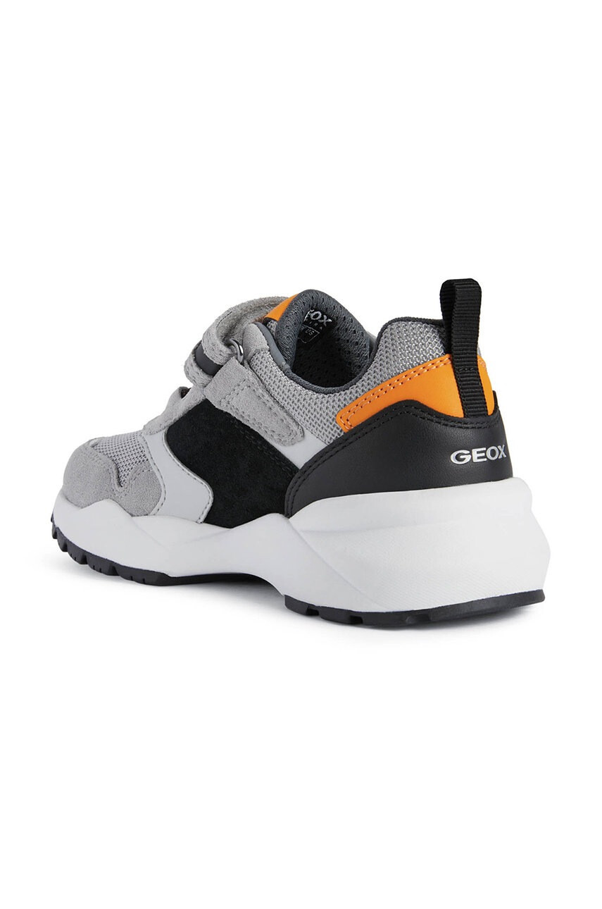 Geox Детски обувки в сиво - Pepit.bg