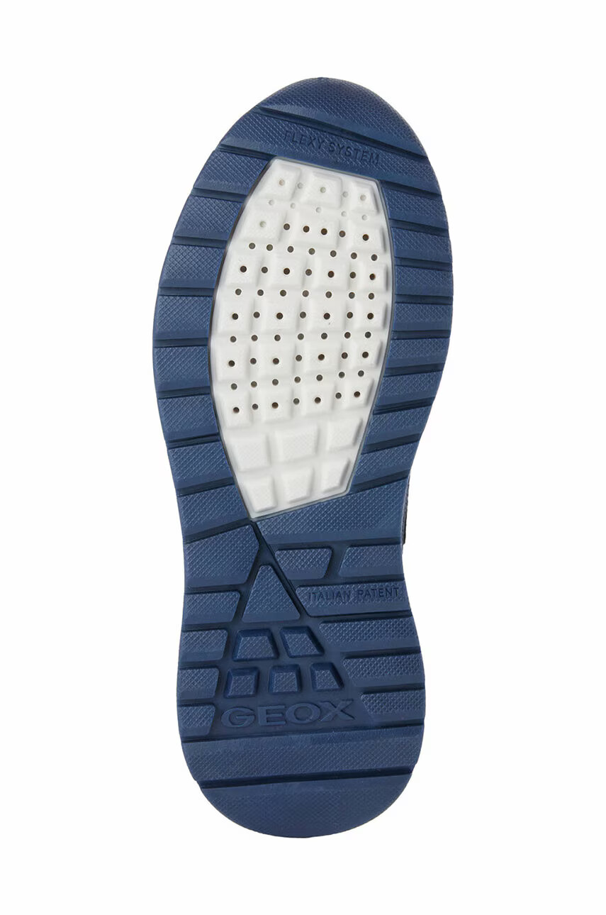 Geox Детски обувки в червено - Pepit.bg