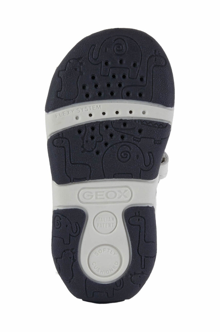 Geox Детски сандали в бяло - Pepit.bg