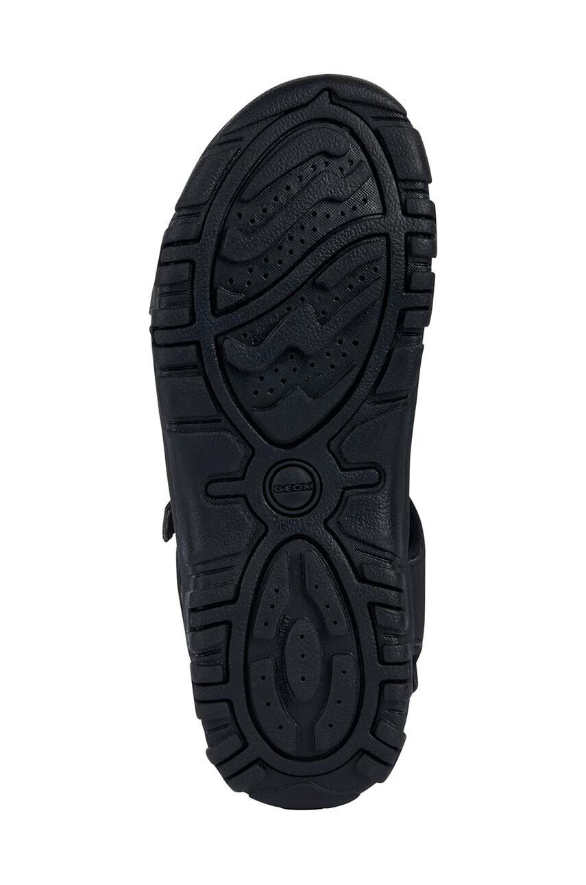 Geox Сандали UOMO SANDAL STRADA в зелено - Pepit.bg