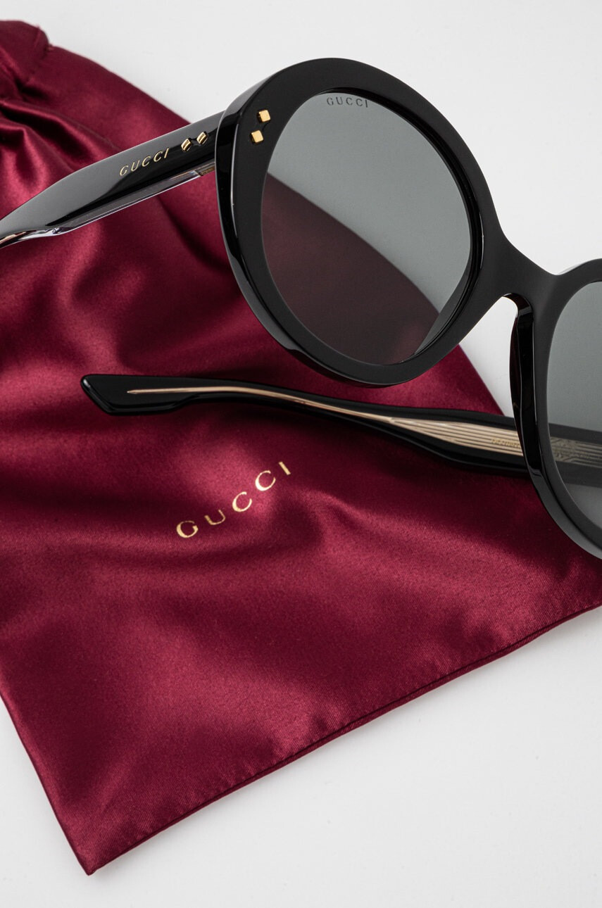 Gucci Слънчеви очила в черно - Pepit.bg