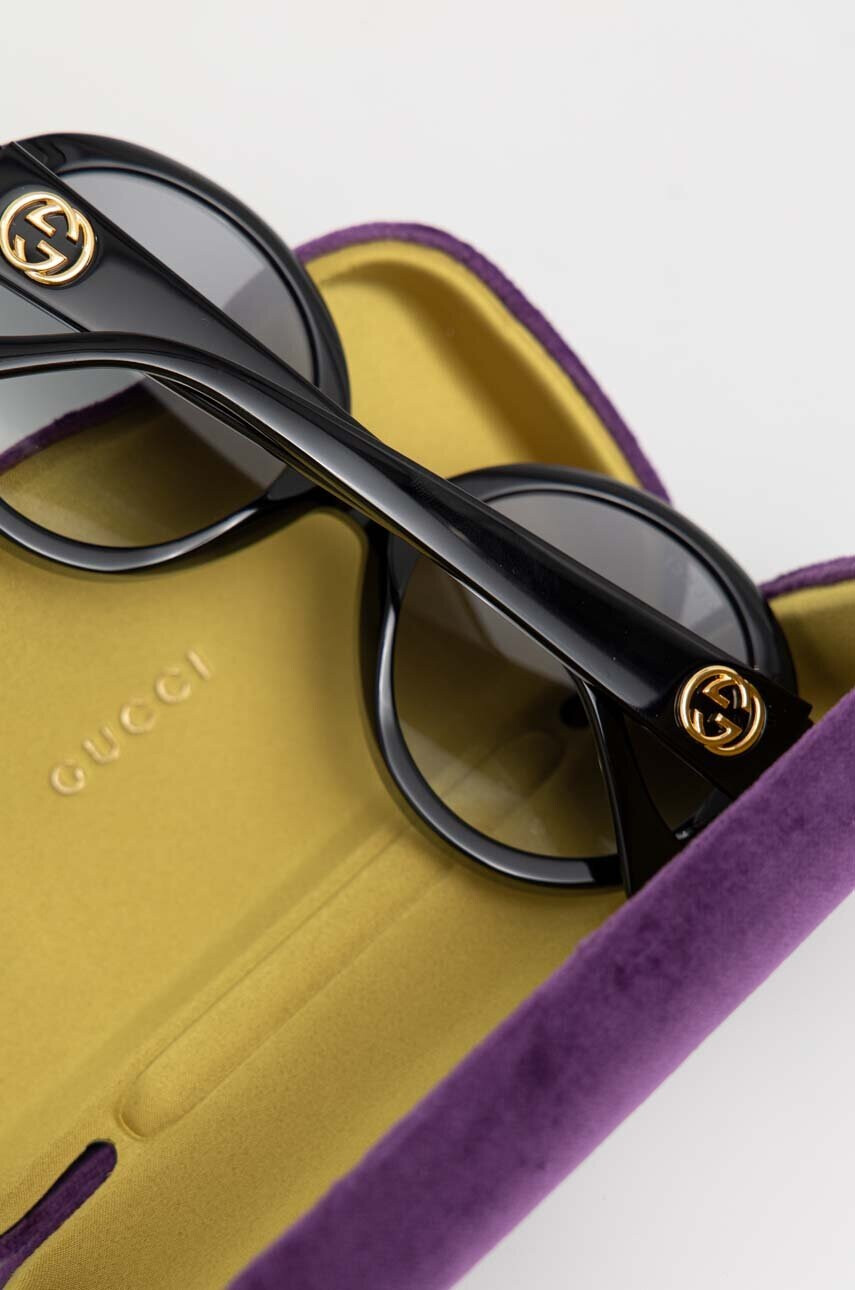 Gucci Слънчеви очила в черно - Pepit.bg