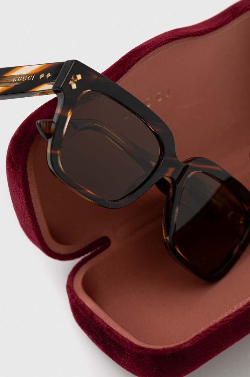 Gucci Слънчеви очила в кафяво - Pepit.bg