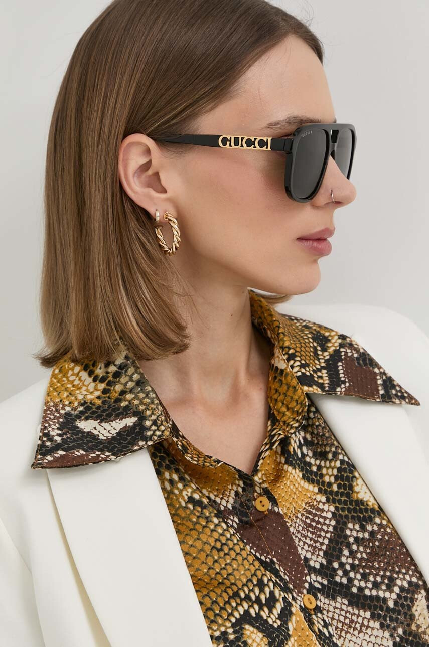 Gucci Слънчеви очила в черно - Pepit.bg