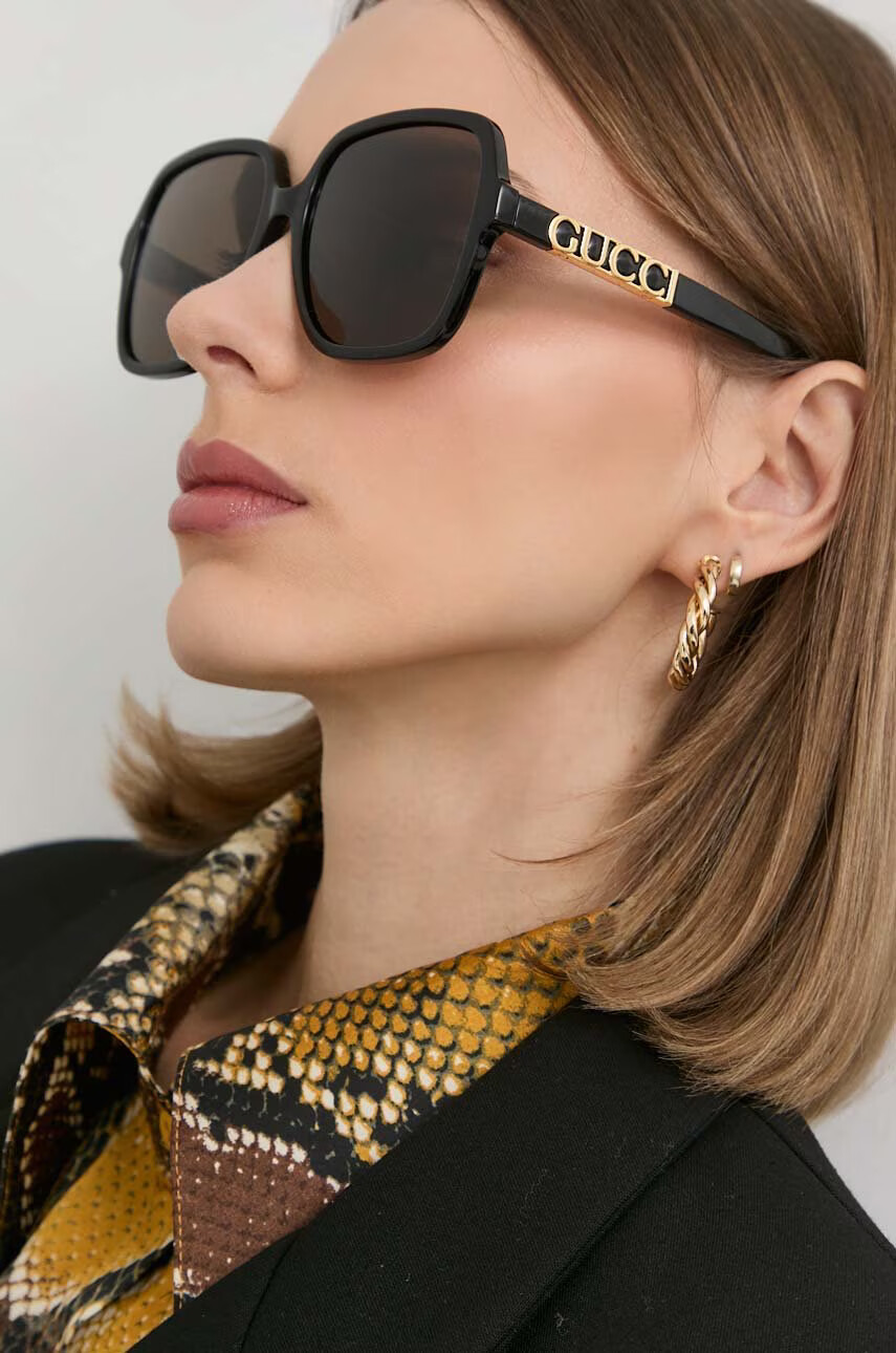 Gucci Слънчеви очила в сиво - Pepit.bg