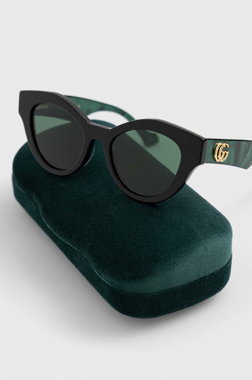 Gucci Слънчеви очила в зелено - Pepit.bg