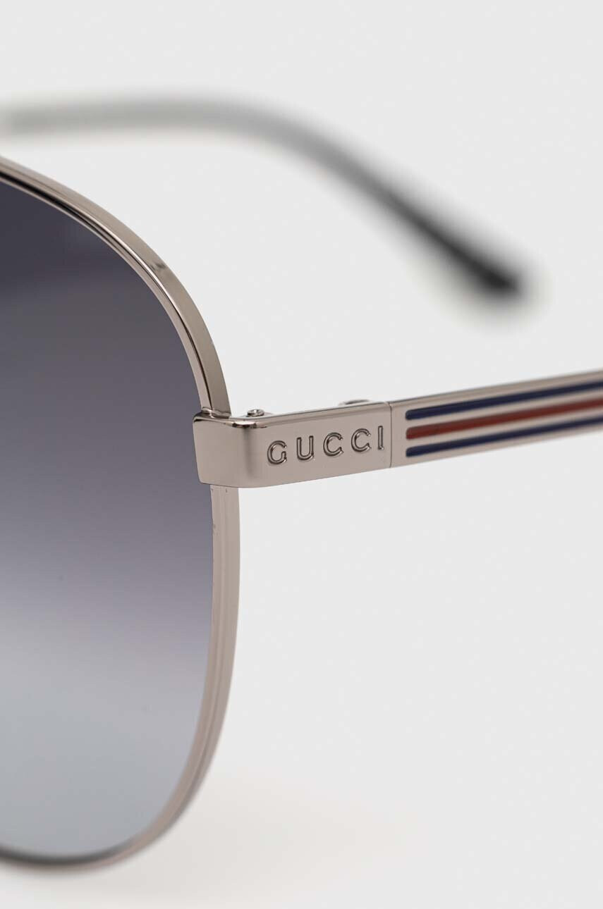 Gucci Слънчеви очила в сиво - Pepit.bg