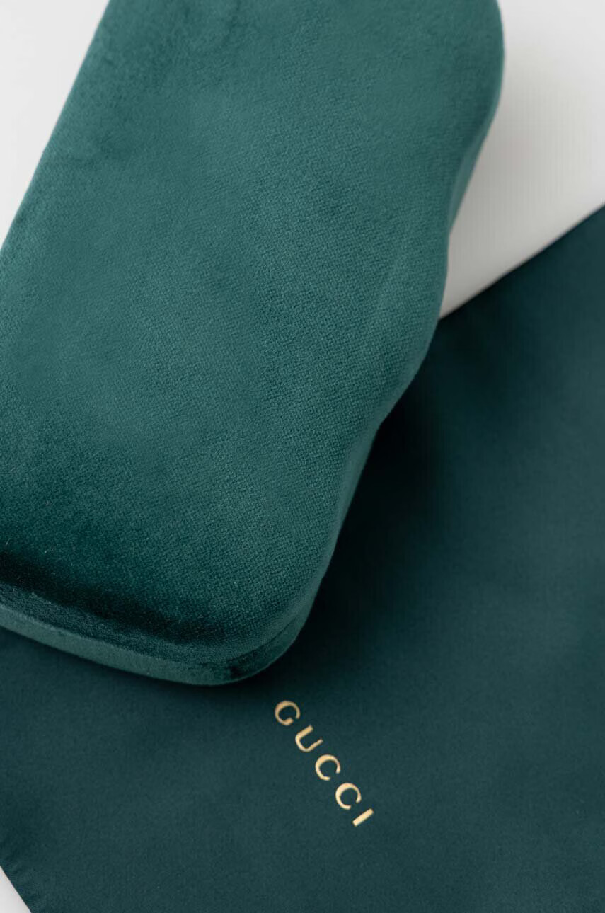 Gucci Слънчеви очила в черно - Pepit.bg
