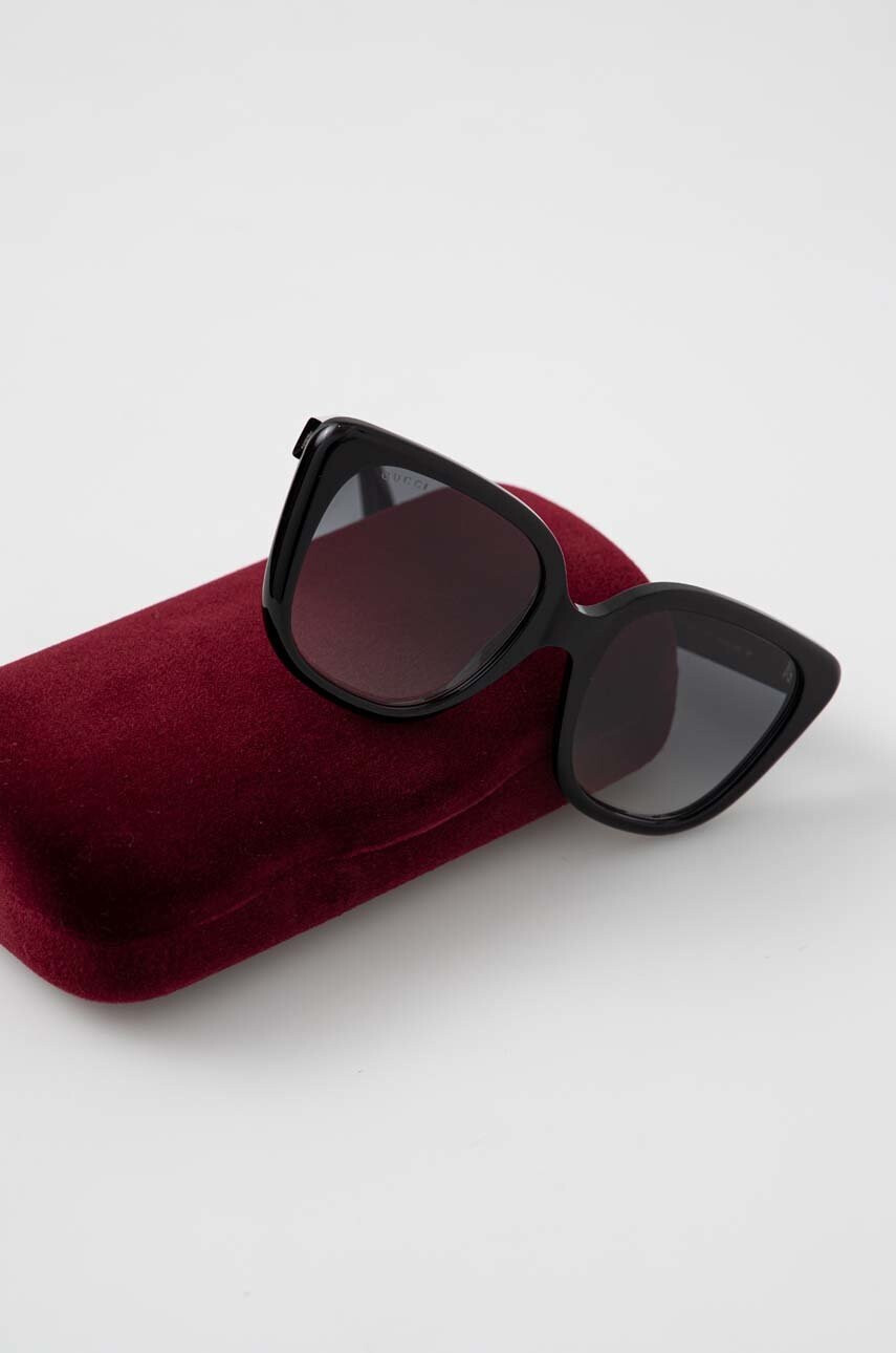 Gucci Слънчеви очила GG1169S в черно - Pepit.bg