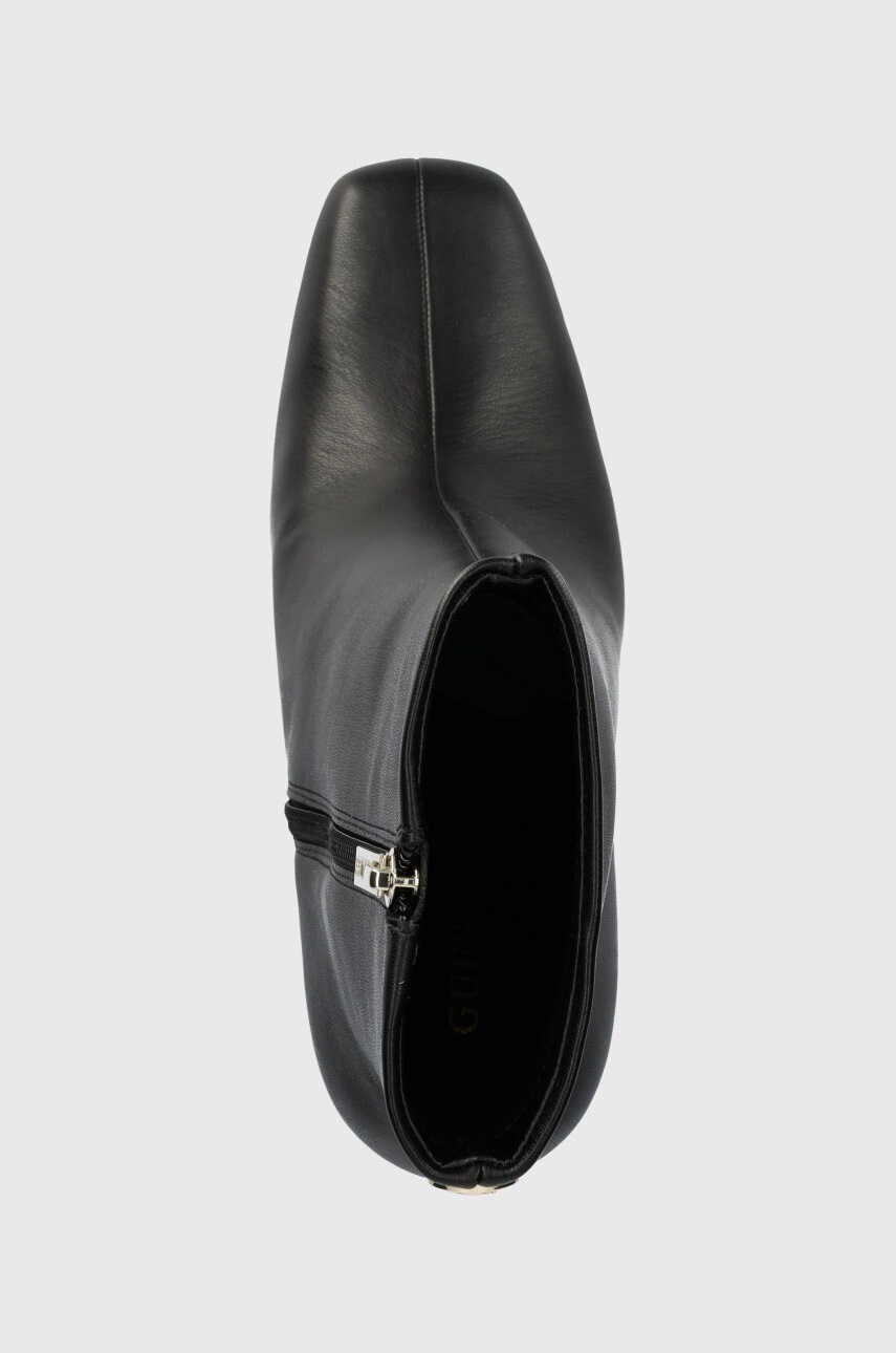 Guess Боти Beaker в черно с висок ток - Pepit.bg