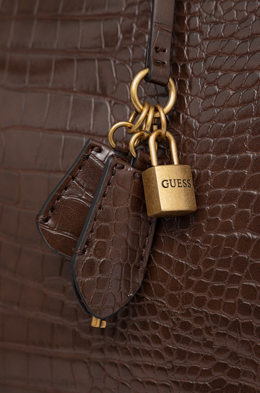 Guess Чанта в кафяво - Pepit.bg