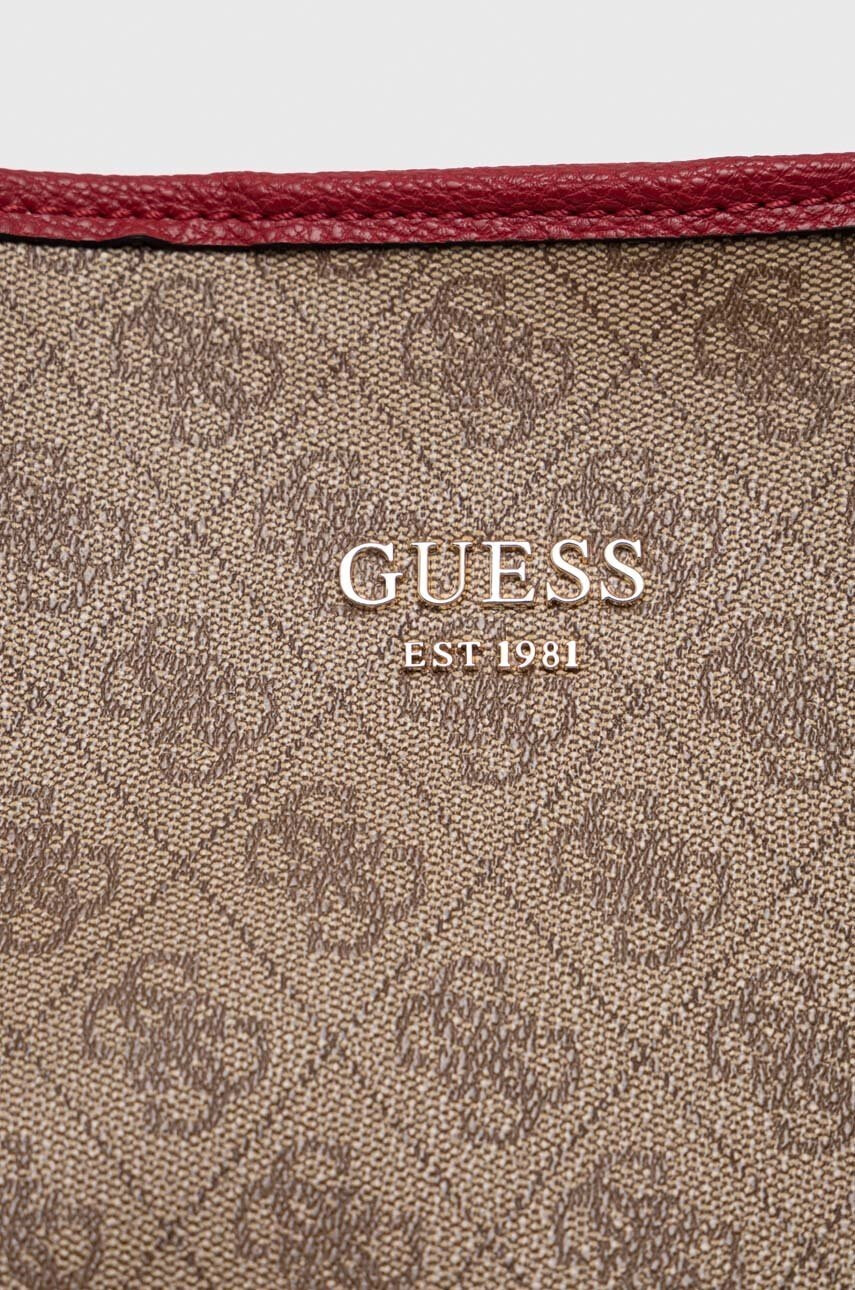 Guess Чанта в кафяво - Pepit.bg