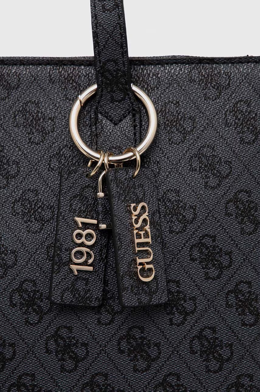 Guess Чанта в бежово - Pepit.bg