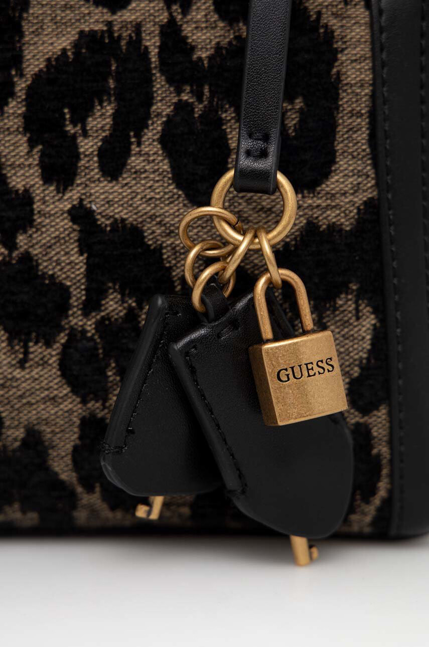 Guess Чанта в бежово - Pepit.bg