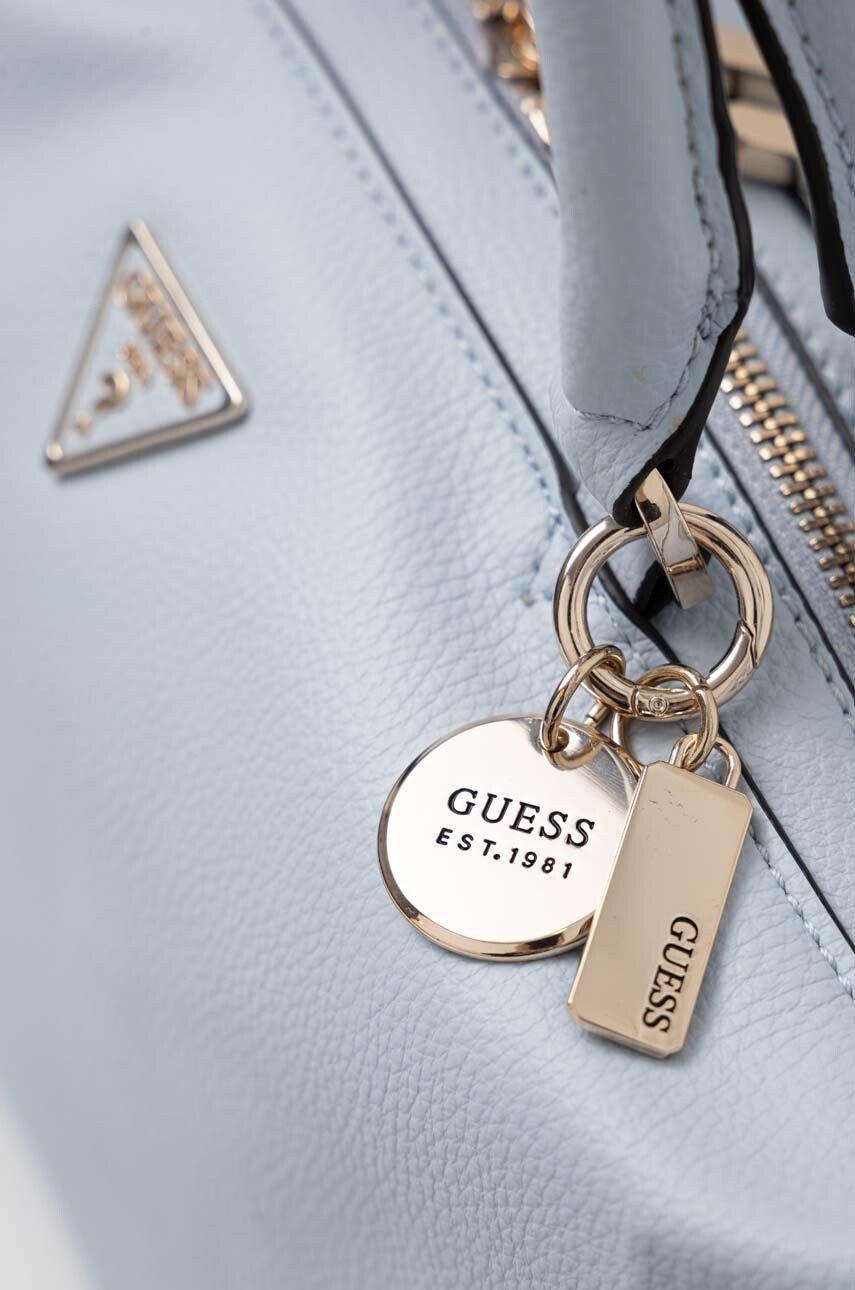 Guess Чанта в черно - Pepit.bg